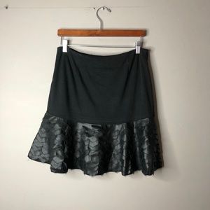 Gracia Black Scale Skirt NWT